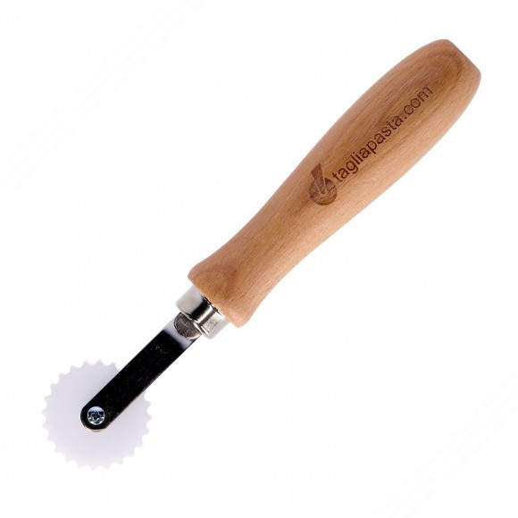 Tool to close the dough. Width 9 mm