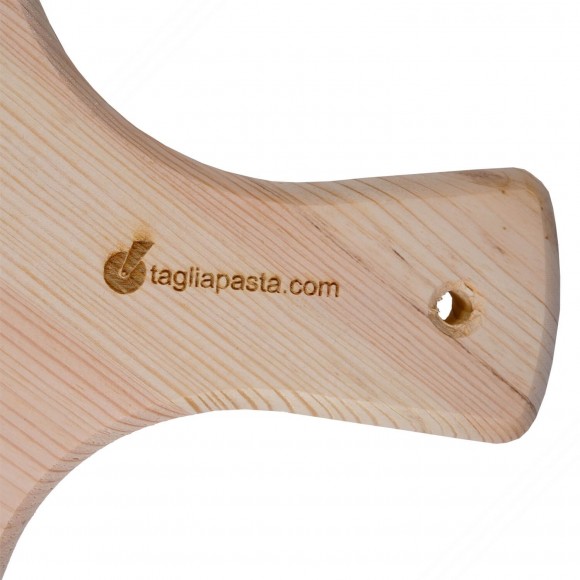Wooden round cutting board for pizza