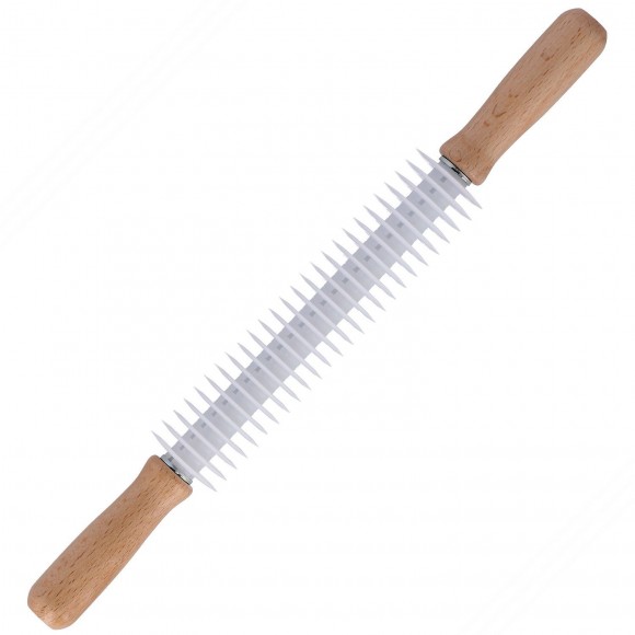 Madera Rodillo cortador de masa con 26 Smooth Blades para hacer Spaghettoni
