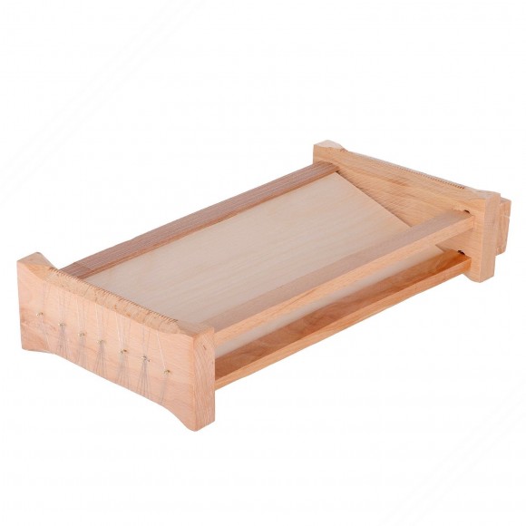 Guitarra de Massa para Cortar Espaguete e Tagliatelle Abruzês.Medidas: 50x26x14 cm