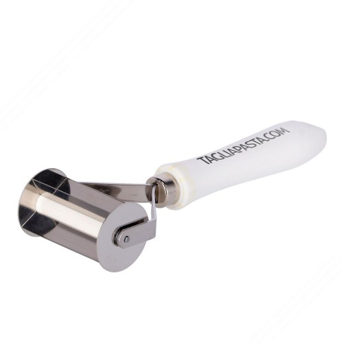 Pasta snijder met stalen gladde messen, perfect om te maken Farfalle pasta - 56 mm