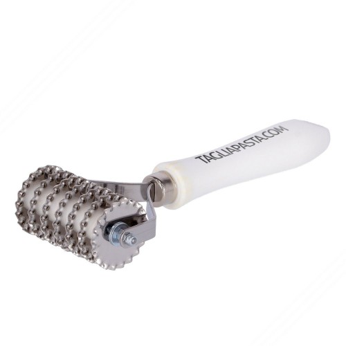 Pasta-Schneider mit 7 edelstahl Gesägt Blades, Perfekt zum Herstellen Pappardelle Pasta -Ja- 9.5mm