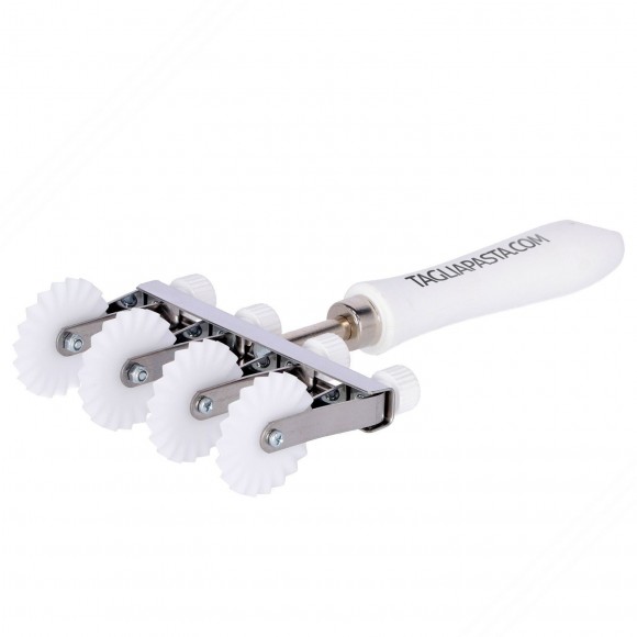 Ajustable coupe-pâte avec 4 dentelé roues en plastique