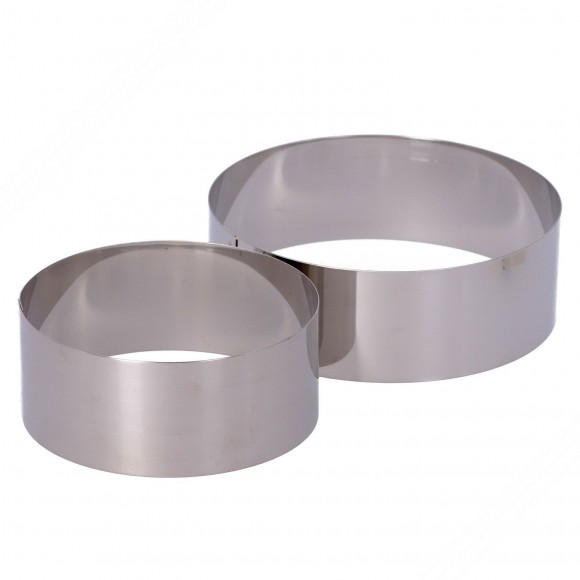 2 Aros de Cozimento Redondos de Aço Inoxidável.Diâmetros: 120 e 150 mm.Altura: 50 mm.