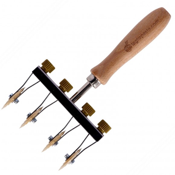 Ajustable coupe-pâte avec 4 laiton lames lisses